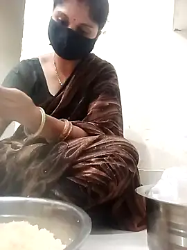 Cute-Aadhvita online show from November 2025 12:18:01 PM