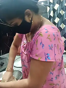 Cute-Aadhvita online show from February 2026 01:23:01 AM