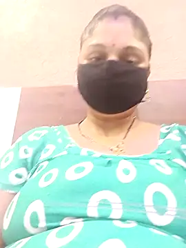 Snapshot of Cute-Aadhvita chatting on May 2026 04:23:01 PM Cute-Aadhvita online show from May 2026 04:23:01 PM