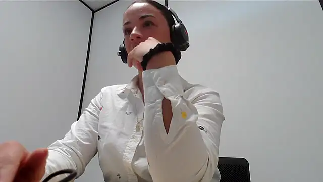 Snapshot of ImImmy chatting on February 2025 11:53:01 AM ImImmy online show from February 2025 11:53:01 AM