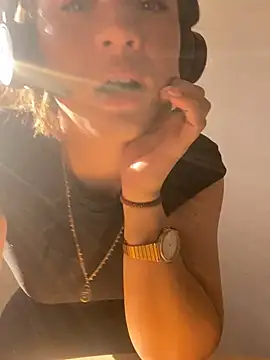 Snapshot of ImImmy chatting on March 2025 09:49:01 AM ImImmy online show from March 2025 09:49:01 AM