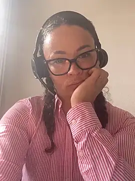 Snapshot of ImImmy chatting on March 2025 10:29:02 AM ImImmy online show from March 2025 10:29:02 AM