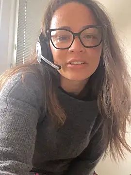 Snapshot of ImImmy chatting on March 2025 10:57:02 AM ImImmy online show from March 2025 10:57:02 AM