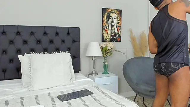 Robin Rief online show from February 2025 03:40:01 AM