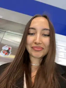 VelvetVixenI online show from May 2026 06:24:01 PM