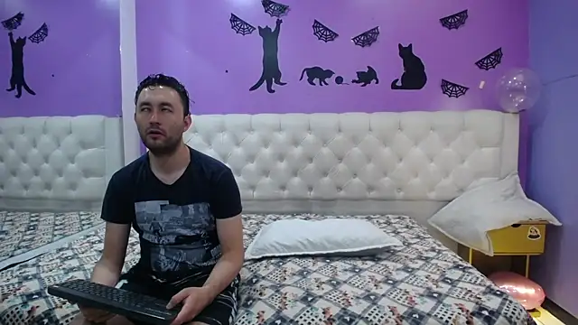 JeremmyAndStacy online show from March 2025 09:44:01 AM