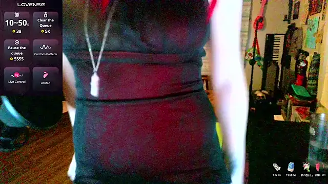 Snapshot of _hellostormy_ chatting on March 2025 09:27:02 AM hellostormy online show from March 2025 09:27:02 AM