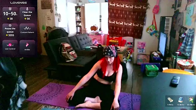 Snapshot of _hellostormy_ chatting on March 2025 08:32:02 PM hellostormy online show from March 2025 08:32:02 PM