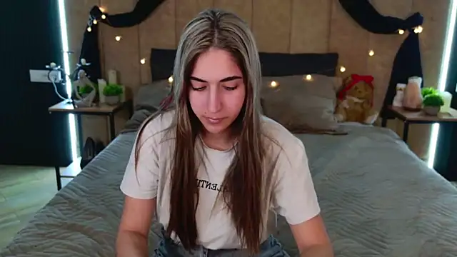 Teresa Stane online show from February 2025 05:02:01 AM