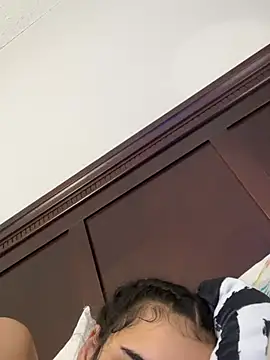 Snapshot of 1prettygem chatting on January 2025 08:55:01 PM 1prettygem online show from January 2025 08:55:01 PM