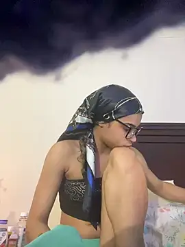 Snapshot of 1prettygem chatting on January 2025 03:22:01 AM 1prettygem online show from January 2025 03:22:01 AM