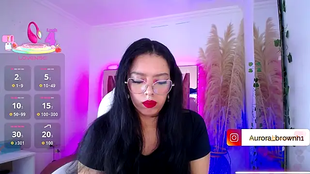 Aurora Brownn online show from October 2025 04:35:01 AM
