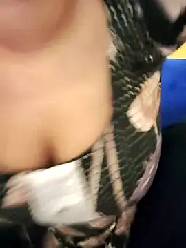 Haniya-143 online show from September 2025 07:59:01 PM