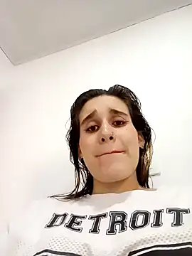 Snapshot of Keidy_rojas1 chatting on December 2024 08:35:01 AM Keidy rojas1 online show from December 2024 08:35:01 AM