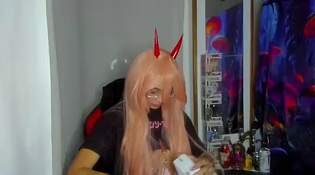 Snapshot of _sakae_ chatting on December 2024 10:10:02 PM sakae online show from December 2024 10:10:02 PM