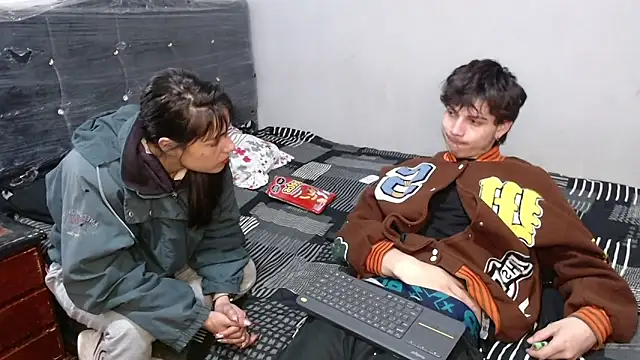 pervertsteens3 online show from December 2024 02:53:02 AM