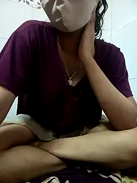 Snapshot of Alina_398 chatting on December 2024 07:38:02 PM Alina 398 online show from December 2024 07:38:02 PM