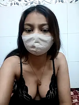 Snapshot of Alina_398 chatting on February 2025 02:24:01 PM Alina 398 online show from February 2025 02:24:01 PM