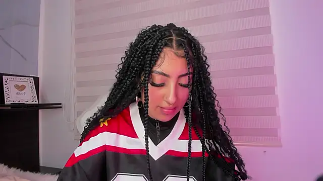 Snapshot of misscheelsee chatting on February 2025 02:30:01 PM misscheelsee online show from February 2025 02:30:01 PM