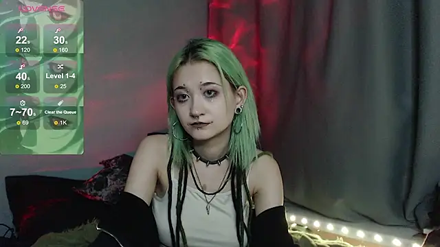 Milten-Trish online show from November 2025 06:40:02 PM