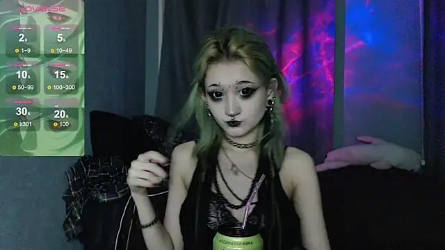 Snapshot of Milten-Trish chatting on February 2026 06:51:02 PM Milten-Trish online show from February 2026 06:51:02 PM