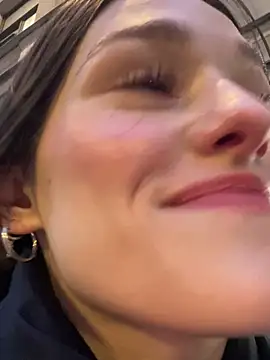 Mia Mia M online show from February 2026 02:42:02 PM