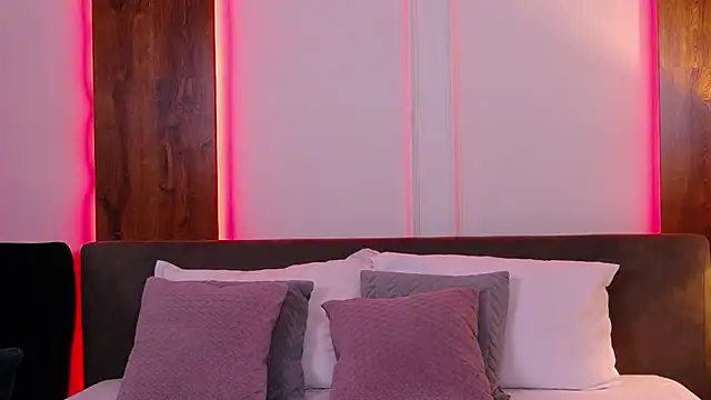 SkylerSpark online show from October 2025 08:39:02 PM