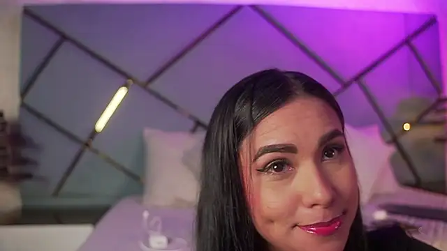 giorgia 13 online show from November 2025 03:17:01 AM