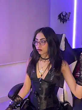 vampy dolll online show from October 2025 06:50:02 AM