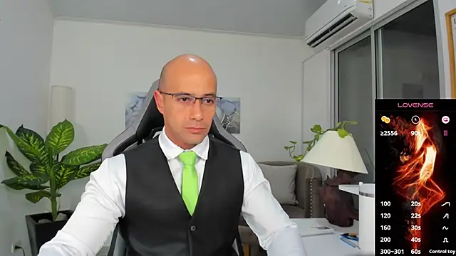 Snapshot of ryan_master_ chatting on January 2025 09:15:01 AM ryan master online show from January 2025 09:15:01 AM