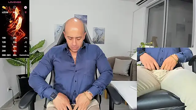 Snapshot of ryan_master_ chatting on January 2025 09:10:02 AM ryan master online show from January 2025 09:10:02 AM