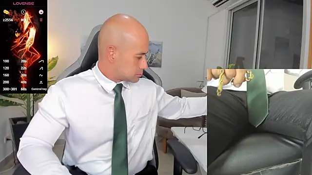 Snapshot of ryan_master_ chatting on January 2025 09:13:01 AM ryan master online show from January 2025 09:13:01 AM