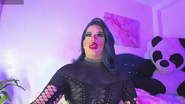 Snapshot of Missisabella_ chatting on January 2025 08:25:02 PM Missisabella  online show from January 2025 08:25:02 PM