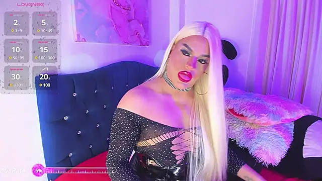 Snapshot of Missisabella_ chatting on February 2025 11:47:01 PM Missisabella  online show from February 2025 11:47:01 PM