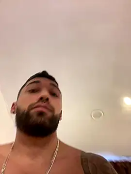 Snapshot of Sweet_and_caramel chatting on December 2025 05:09:01 PM Sweet and caramel online show from December 2025 05:09:01 PM