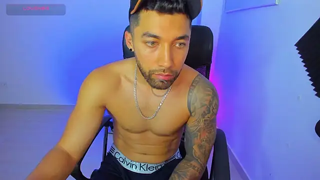 Snapshot of Sweet_and_caramel chatting on February 2026 08:41:01 AM Sweet and caramel online show from February 2026 08:41:01 AM