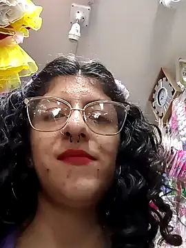 Snapshot of LoveElectra chatting on December 2024 06:52:02 PM LoveElectra online show from December 2024 06:52:02 PM