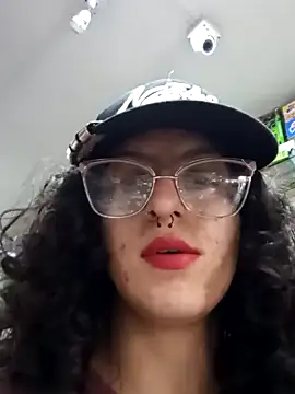 Snapshot of LoveElectra chatting on January 2025 07:40:01 PM LoveElectra online show from January 2025 07:40:01 PM