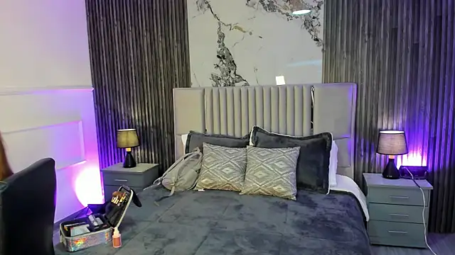 Lillyortiz online show from May 2026 12:46:01 PM