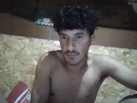 Snapshot of xxx-999 chatting on March 2025 04:35:01 AM xxx-999 online show from March 2025 04:35:01 AM