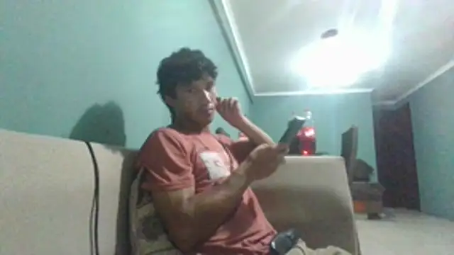 Snapshot of xxx-999 chatting on December 2025 11:57:02 PM xxx-999 online show from December 2025 11:57:02 PM