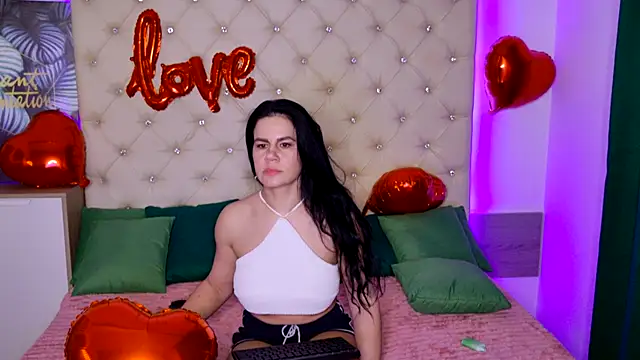 KattieSims online show from January 2025 09:59:01 AM
