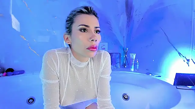 Summer Rosee online show from February 2025 12:52:02 PM