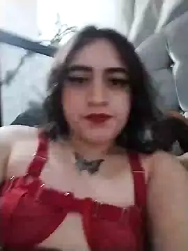 Yaz Moon online show from February 2025 12:40:01 AM