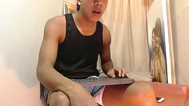 Snapshot of mr_stiven_ chatting on October 2025 02:33:01 AM mr stiven  online show from October 2025 02:33:01 AM