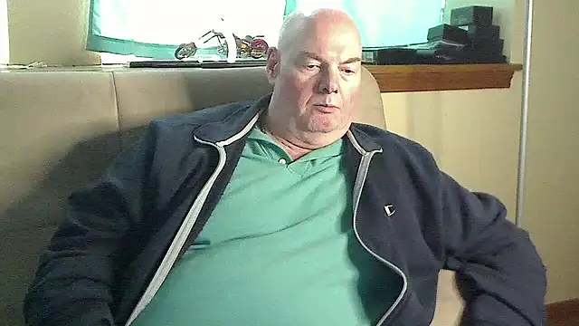 Snapshot of harley99574 chatting on December 2024 06:39:02 PM harley99574 online show from December 2024 06:39:02 PM