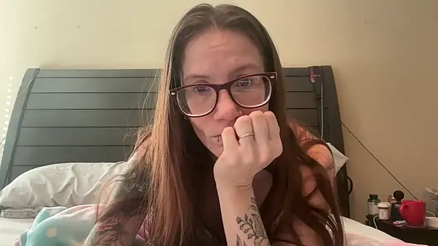 Snapshot of yourstrulylivy69 chatting on January 2025 04:14:02 PM yourstrulylivy69 online show from January 2025 04:14:02 PM