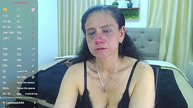 Snapshot of sasi_luna chatting on November 2025 04:45:02 AM sasi luna online show from November 2025 04:45:02 AM