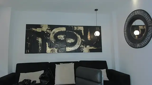 Snapshot of MiaFarrell_ chatting on February 2025 07:21:01 PM MiaFarrell online show from February 2025 07:21:01 PM