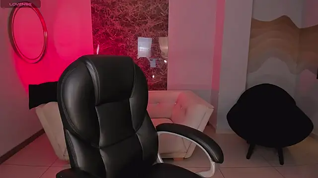 BellaCarteer  online show from October 2025 12:30:01 PM